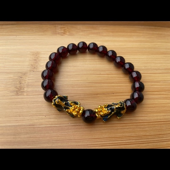 Red Garnet Rainbow Painted Gel Double Pixiu Wealth Bracelet - Picture 3 of 5